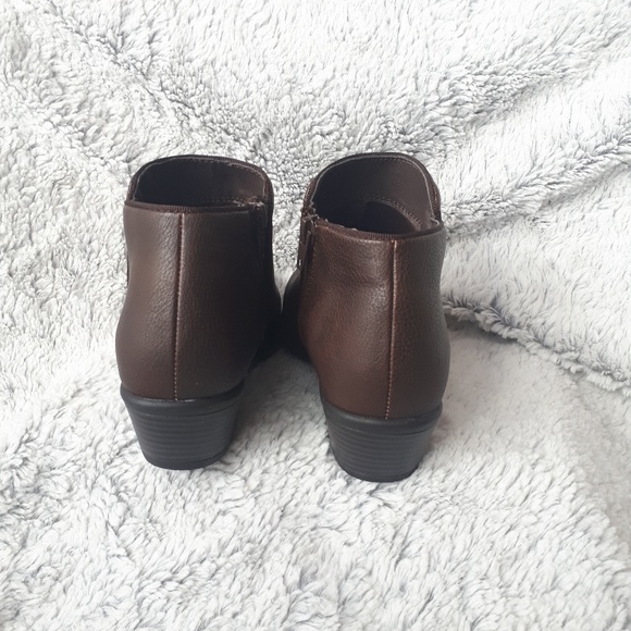 Booties - Picture 3 of 4